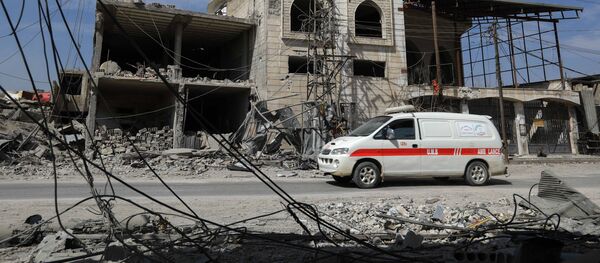 Автомобиль скорой помощи в Восточной Гуте, Сирия Автомобиль скорой помощи в Восточной Гуте, Сирия - Sputnik 日本