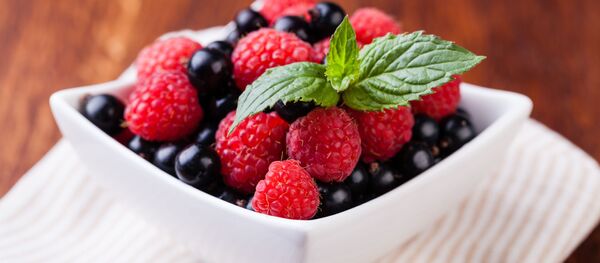 Десерт из ягод - Sputnik 日本