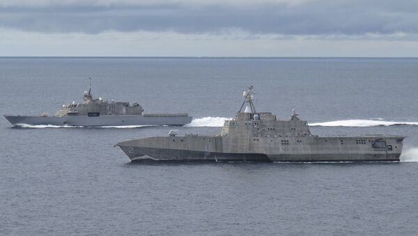 Американские прибрежные боевые корабли USS Freedom (LCS 1) и USS Independence (LCS 2) - Sputnik 日本