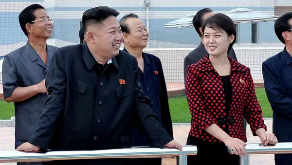 金正恩第１書記と李雪主夫人 - Sputnik 日本