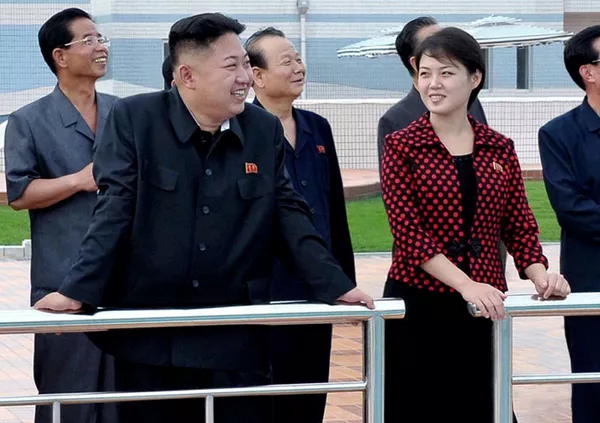 金正恩第1書記と李雪主夫人 金正恩第1書記と李雪主夫人