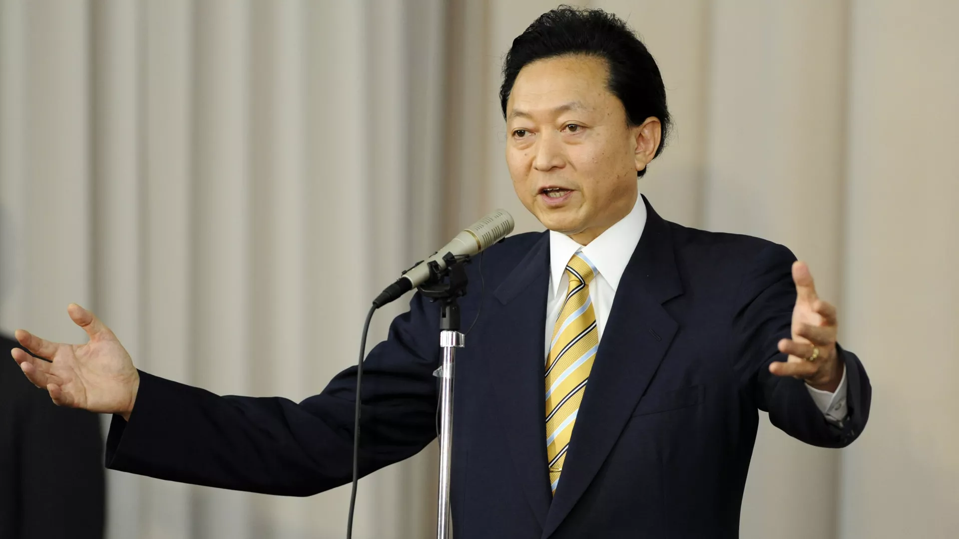 鳩山元首相