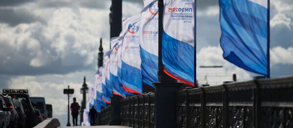 サンクトペテルブルグ国際経済フォーラムの成果はロシア孤立化のテーゼを完全に論破するもの サンクトペテルブルグ国際経済フォーラムの成果はロシア孤立化のテーゼを完全に論破するもの - Sputnik 日本