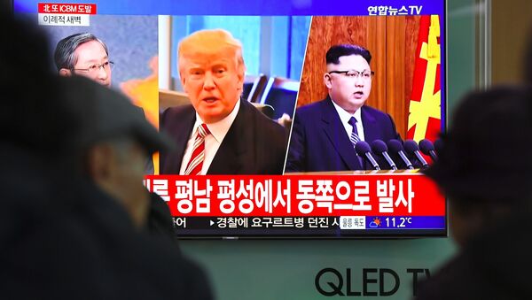 Эфир южнокорейских новостей о запуске северокорейской межконтинентальной ракеты - Sputnik 日本