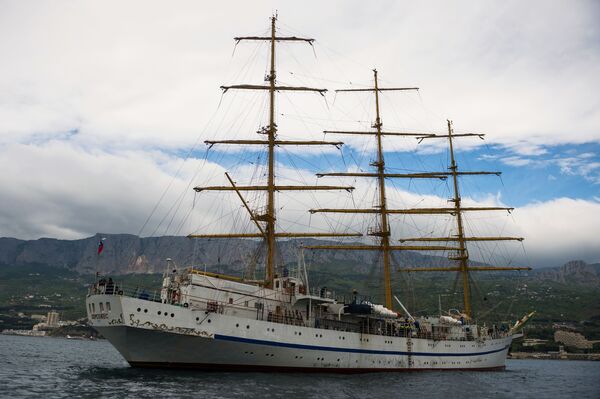 帆船「ヘルソネス」、ヤルタにて - Sputnik 日本