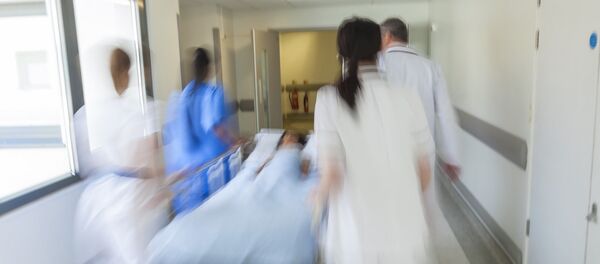 富山　男が交番と小学校を襲撃、２人死亡 - Sputnik 日本