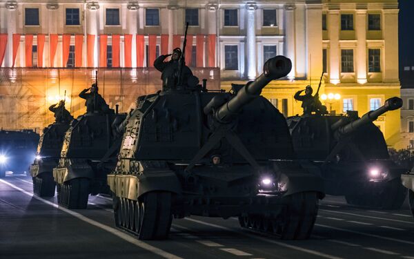 軍事パレードの夜間リハーサル。サンクトペテルブルク - Sputnik 日本