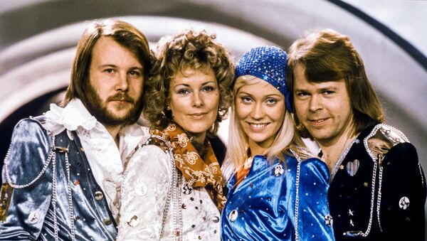 ABBA　再結成のコンサートツアーはホログラムが代理に出演 - Sputnik 日本