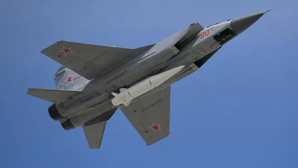 Multi-purpose fighter MiG-31 with the hypersonic Kinzhal rocket on the military parade devoted to the 73rd anniversary of the victory in the Great Patriotic War of 1941-1945 - Sputnik 日本