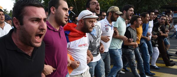 新聞「WSJ」:アルメニアでの抗議行動はウクライナのシナリオに従って進んでいる 新聞「WSJ」:アルメニアでの抗議行動はウクライナのシナリオに従って進んでいる - Sputnik 日本