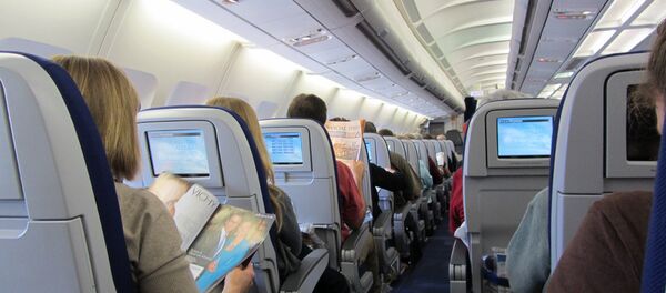 飛行機 - Sputnik 日本