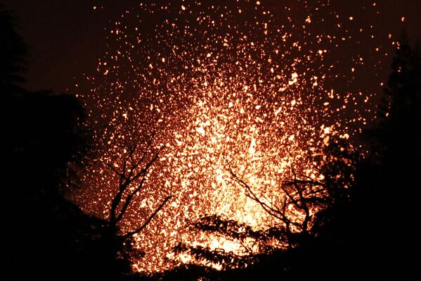 ハワイ島にあるキラウェア火山から噴火 - Sputnik 日本