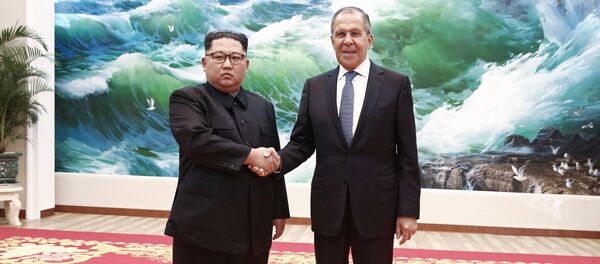 ラブロフ外相が金正恩氏と会談【写真】 ラブロフ外相が金正恩氏と会談【写真】 - Sputnik 日本