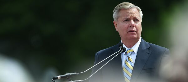 米上院共和党のリンゼー・グラム議員
 - Sputnik 日本