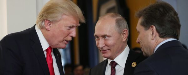 El presidente de EEUU, Donald Trump, y su homólogo ruso, Vladímir Putin El presidente de EEUU, Donald Trump, y su homólogo ruso, Vladímir Putin - Sputnik 日本