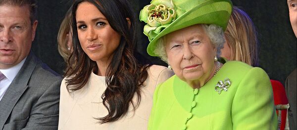 Меган Маркл и королева Елизавета II Меган Маркл и королева Елизавета II - Sputnik 日本
