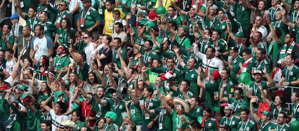 サッカーＷ杯ロシア大会でのメキシコのファン - Sputnik 日本
