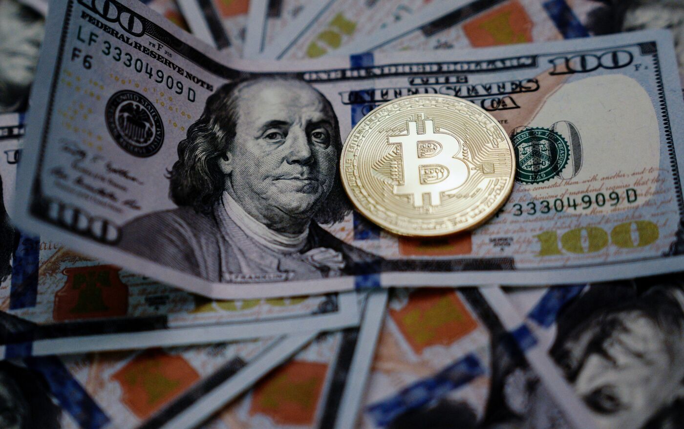 ビットコイン、３５００ドルに急落 - 2018年12月9日, Sputnik 日本