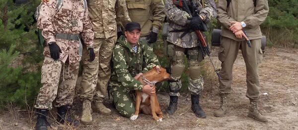 「背中の上でジャンプ」 ウクライナで「死の騎兵中隊」を形成しているのは誰か 「背中の上でジャンプ」 ウクライナで「死の騎兵中隊」を形成しているのは誰か - Sputnik 日本