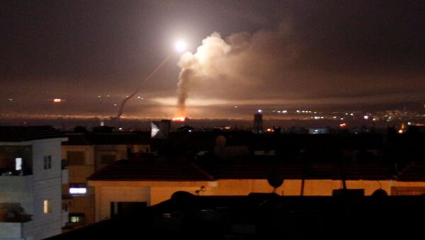 ダマスカス近郊の空軍基地で爆発 - Sputnik 日本