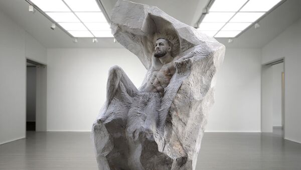 マクレガーファン、大理石の塊から格闘家の超リアルな彫像を制作【写真】 - Sputnik 日本