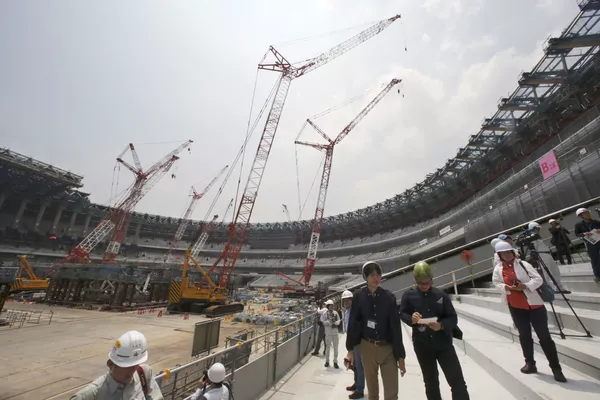 2020年の東京五輪開催場所を巡るプレス・ツアーに参加する記者ら 2020年の東京五輪開催場所を巡るプレス・ツアーに参加する記者ら - Sputnik 日本