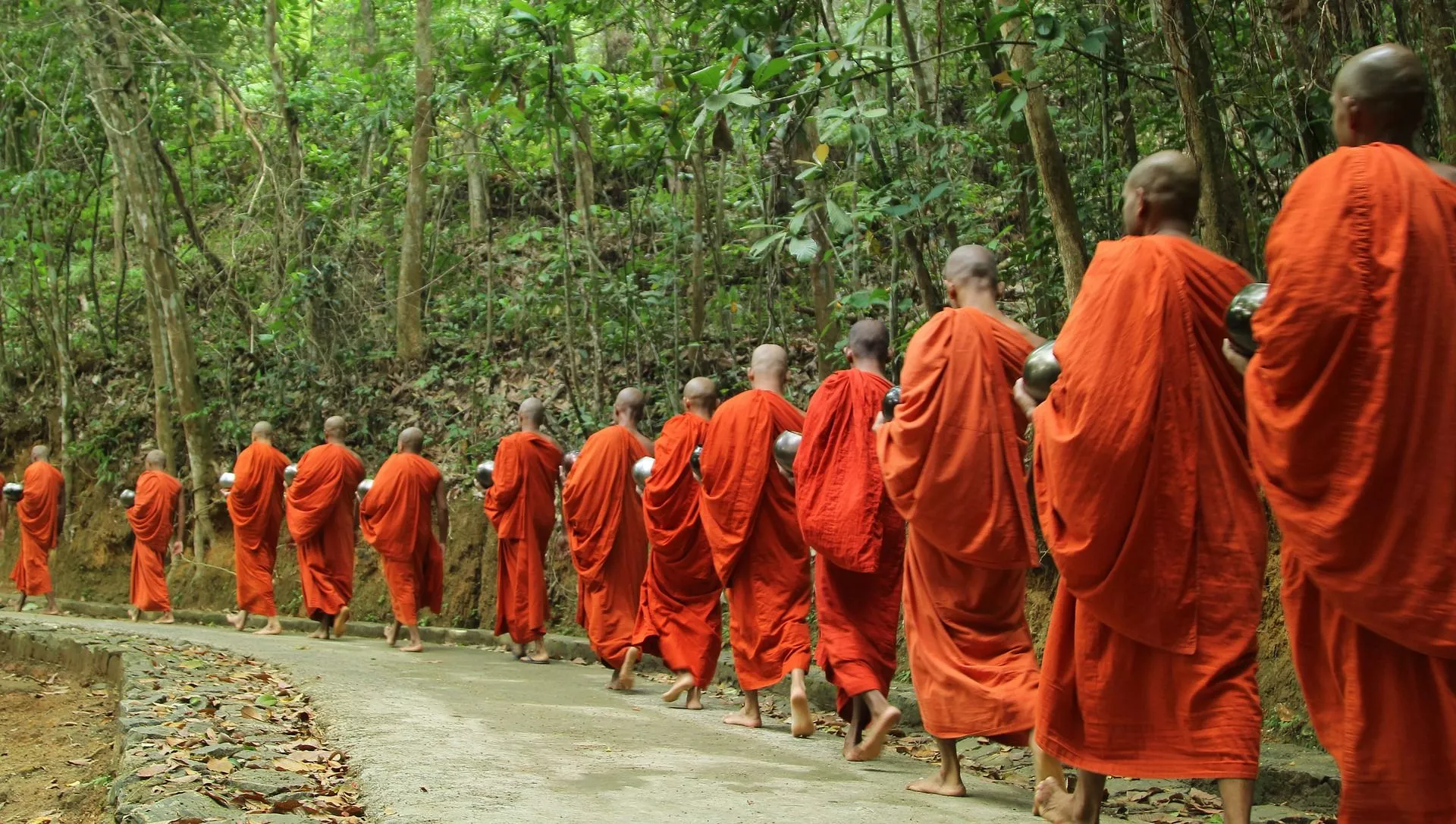 タイの仏僧