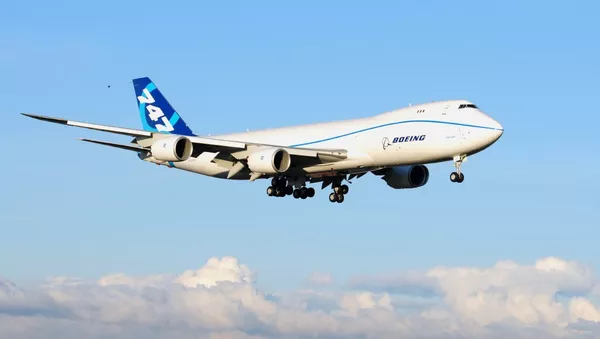 ボーイング 747-8