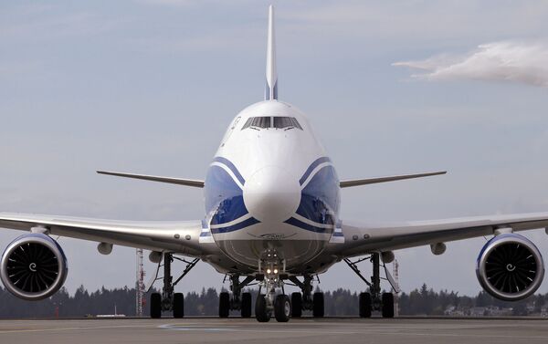 Boeing 747-8 - Sputnik 日本