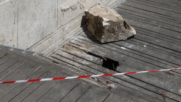 100-килограммовый камень, выпавший из Стены плача в Иерусалиме - Sputnik 日本