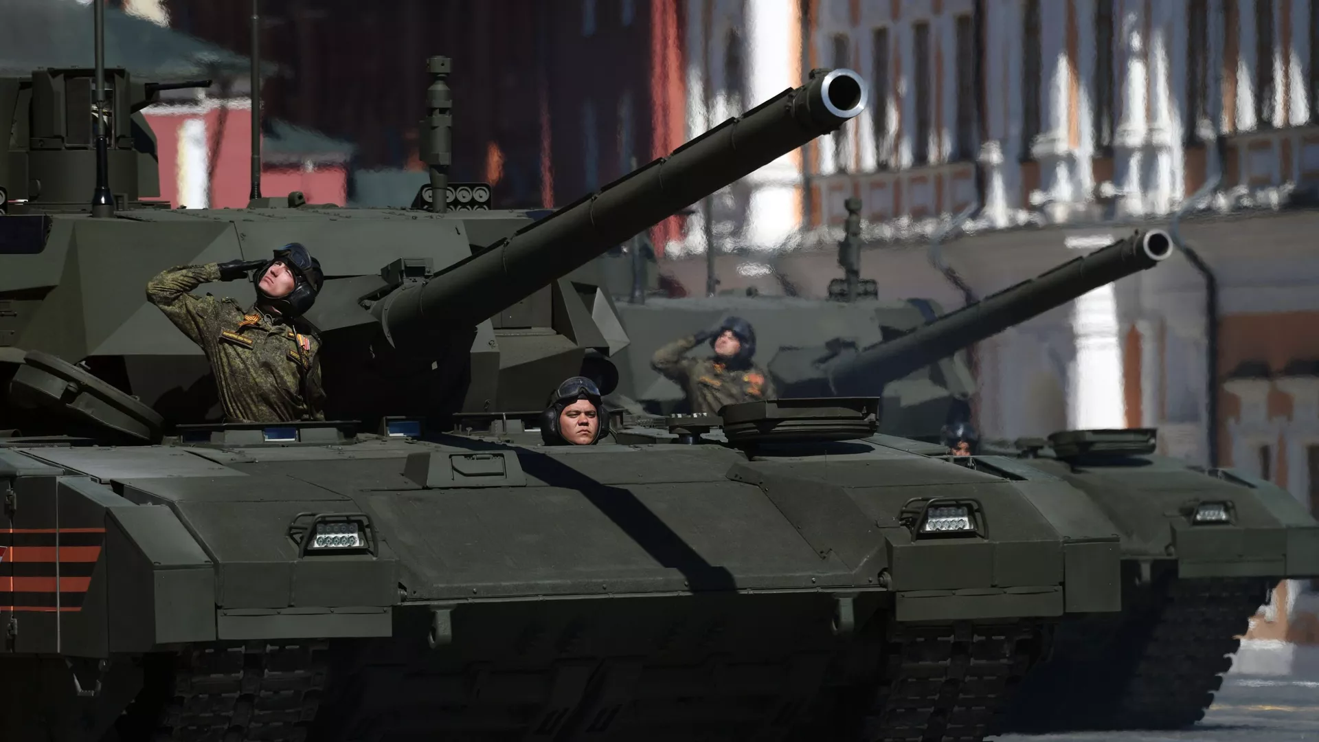 新型戦車「T-14アルマータ」