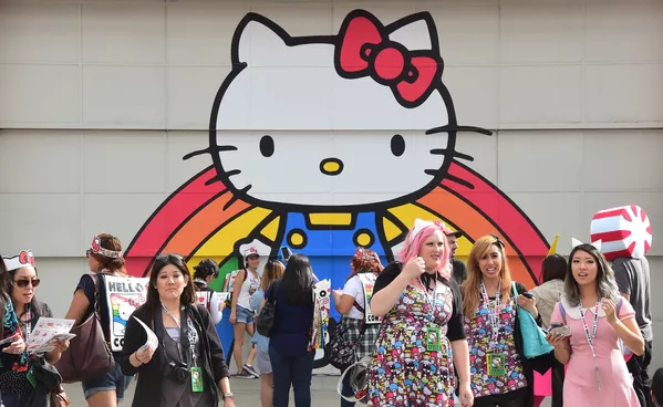 ハローキティのファンたち。ロサンゼルスの日本人街「リトルトーキョー」にて ハローキティのファンたち。ロサンゼルスの日本人街「リトルトーキョー」にて - Sputnik 日本