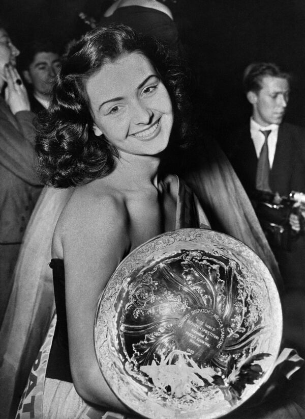 １９５３年の「ミス・ワールド」大会の優勝者デニース・ペリエさん（オランダ） - Sputnik 日本