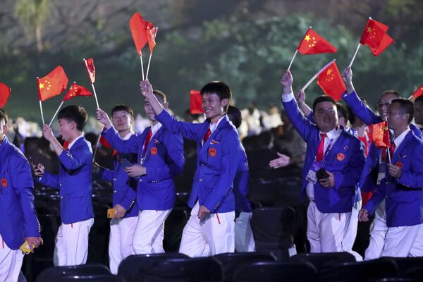 開幕式に出席した中国選手 - Sputnik 日本