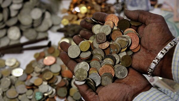 インドネシアの男性、総重量８９０キロの硬貨で養育費支払い - Sputnik 日本