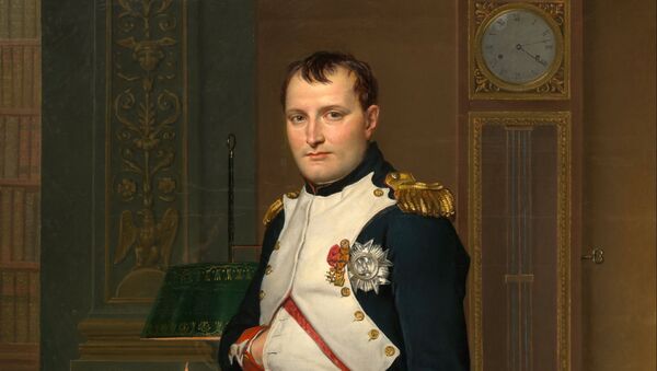 Full length portrait of Napoleon in his forties, in high-ranking white and dark blue military dress uniform. - Sputnik 日本