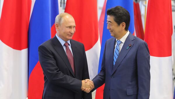 プーチン大統領と安倍首相 - Sputnik 日本
