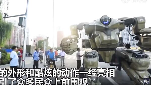 Самодельный робот на одной из улиц Пекина - Sputnik 日本