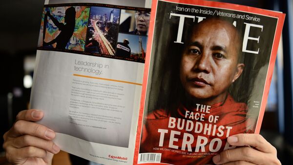 Экземпляр журнала Тайм с портретом монаха Ашина Вирату на обложке - Sputnik 日本