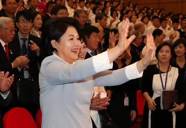 韓国のファーストレディー、金 正淑氏が金元均音楽総合大学を視察 韓国のファーストレディー、金 正淑氏が金元均音楽総合大学を視察 - Sputnik 日本