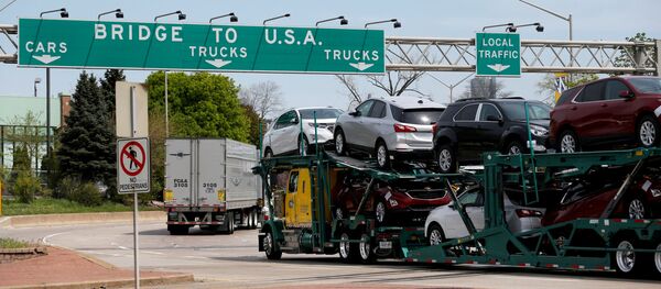 Поставка автомобилей из Канады в США. Архивное фото - Sputnik 日本