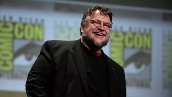 Guillermo del Toro - Sputnik 日本