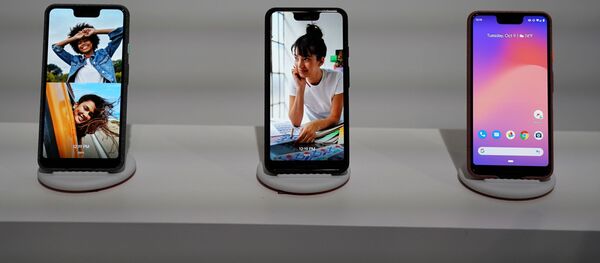 Смартфоны Pixel 3 и Pixel 3 XL компании Google Смартфоны Pixel 3 и Pixel 3 XL компании Google - Sputnik 日本