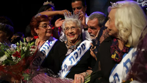 93-летняя Това Ринге, победившая в Конкурс красоты среди переживших Холокост женщин в израильском городе Хайфа - Sputnik 日本