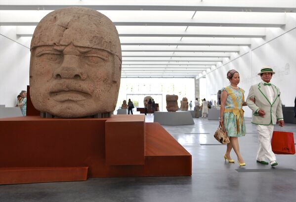 巨石人頭像。ロサンゼルス博物館 - Sputnik 日本