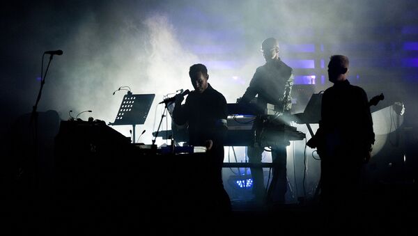 Британская музыкальная группа Massive Attack во время выступления. Архивное фото - Sputnik 日本