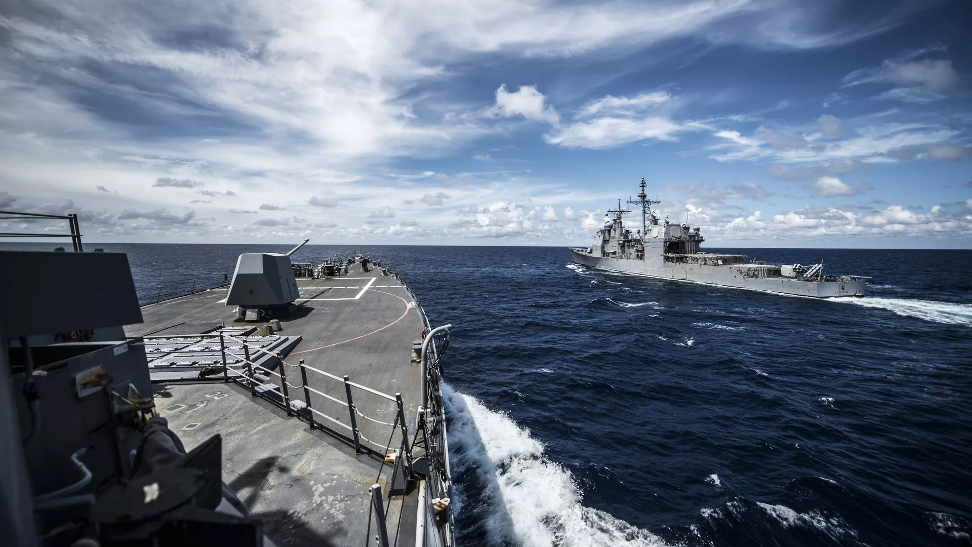 米軍艦