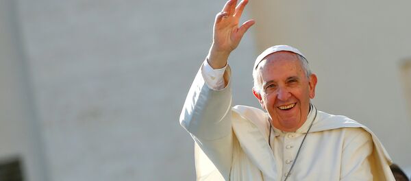 ローマ法王、プーチン大統領に挨拶状を送る ローマ法王、プーチン大統領に挨拶状を送る - Sputnik 日本
