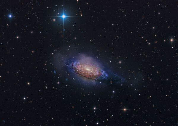 写真家のSteven Mohr氏による作品『NGC 3521, Mysterious Galaxy （謎めいた銀河「ＮＧＣ３５２１」）』 - Sputnik 日本