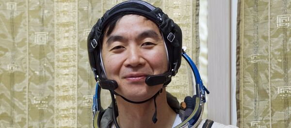 油井飛行士、ISSでダークマターを研究し、寿司を握る - Sputnik 日本